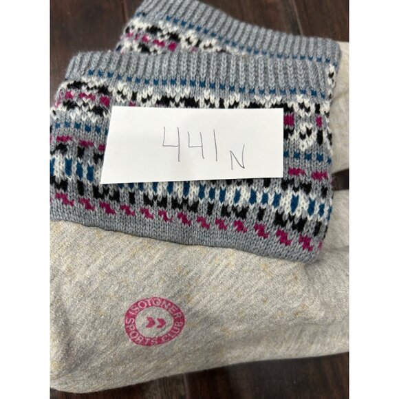 Isotoner Women's Size L Thermal Knit Slipper Socks With Non-Slip Soles - Picture 6 of 6